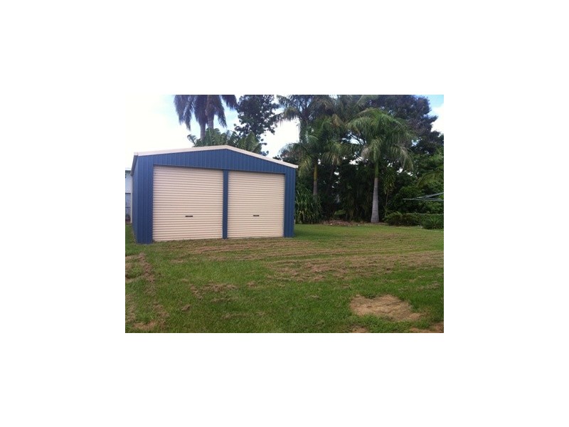 11 Harwood Street, Park Avenue QLD 4701