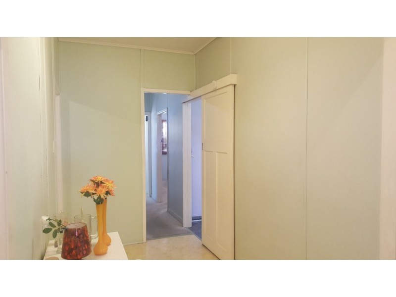 26 Face Street, Park Avenue QLD 4701