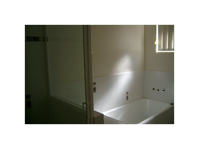 23 Riley Drive, Gracemere QLD 4702