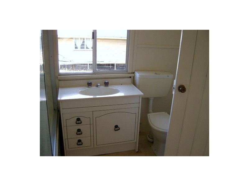 46 JAMES STREET, Mount Morgan QLD 4714