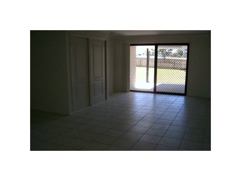 15 Riley Drive, Gracemere QLD 4702