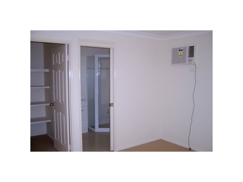 26 Riley Drive, Gracemere QLD 4702