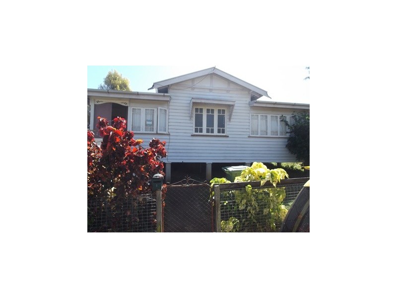 1 NEIL Street, Mount Morgan QLD 4714