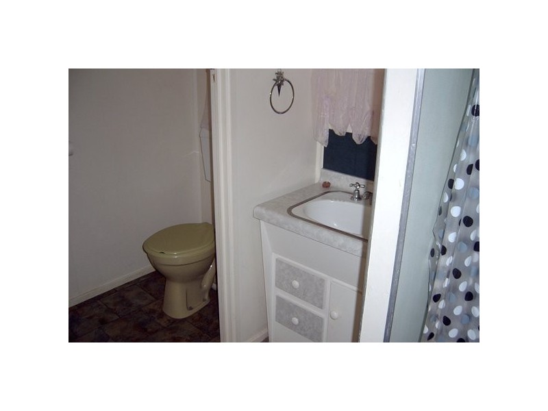 26 James Street, Mount Morgan QLD 4714