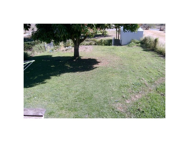 26 James Street, Mount Morgan QLD 4714