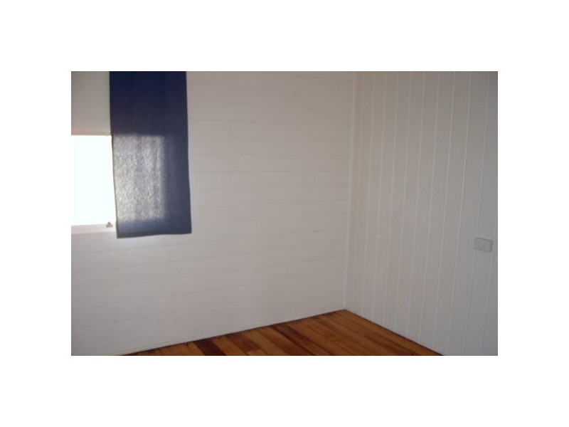 26 James Street, Mount Morgan QLD 4714