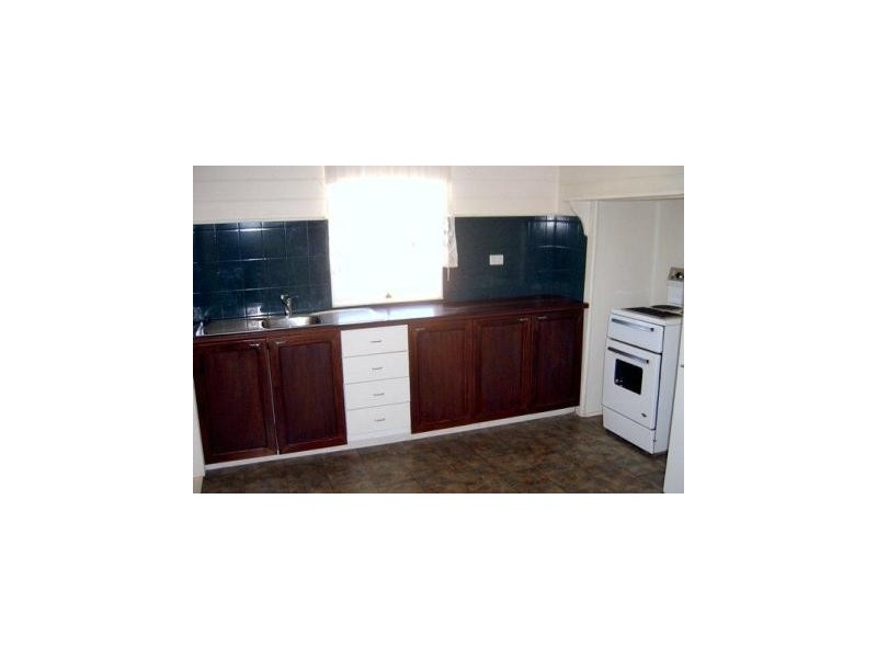 26 James Street, Mount Morgan QLD 4714