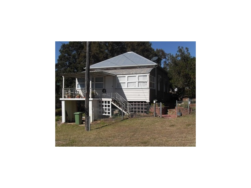 22 River Street, Mount Morgan QLD 4714