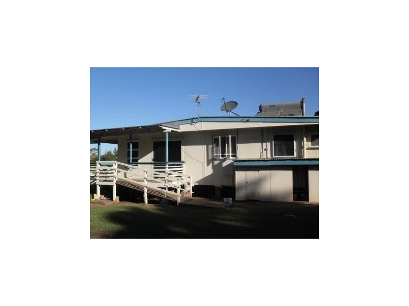 18 Arthur Street, Gracemere QLD 4702