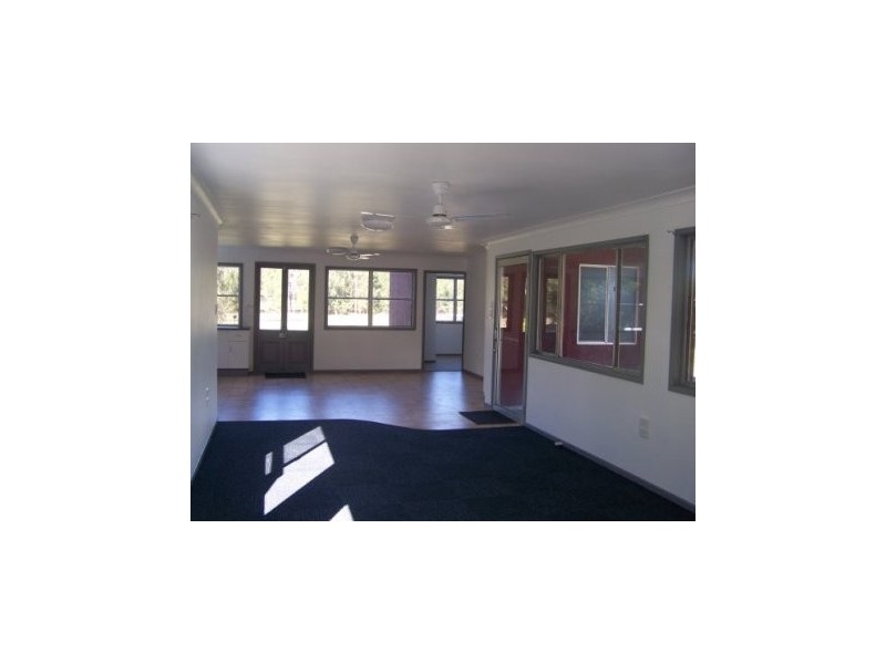 687 Cawarral Road, Cawarral QLD 4702