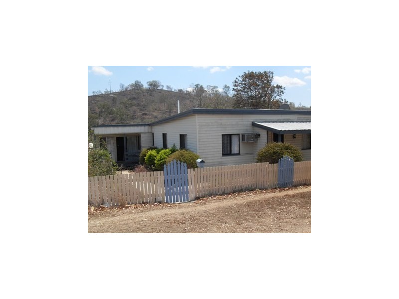 81 Dee Street, Mount Morgan QLD 4714