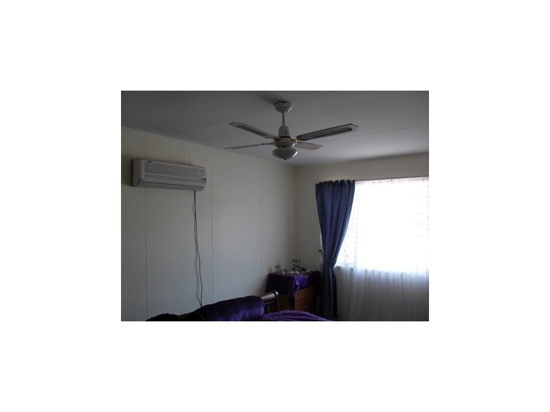 81 Dee Street, Mount Morgan QLD 4714