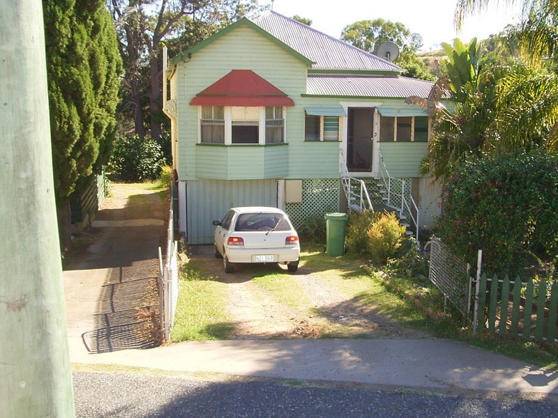 3 Bridge Street, Mount Morgan QLD 4714