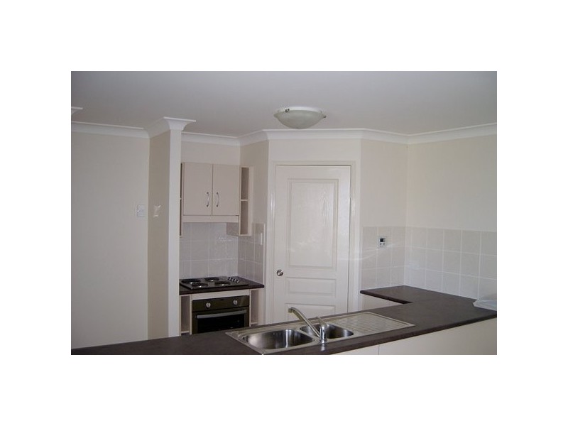 11 Riley Drive, Gracemere QLD 4702