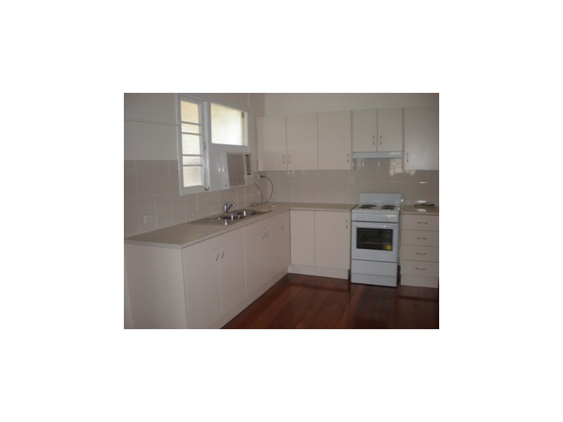 27 Barambah Street, Wandal QLD 4700