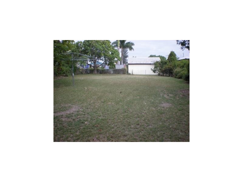 27 Barambah Street, Wandal QLD 4700