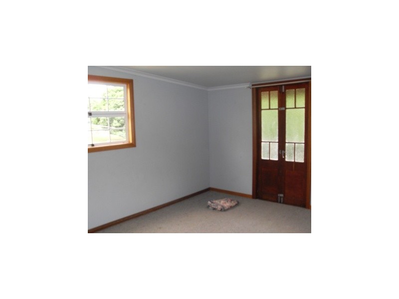 2 James Street, Mount Morgan QLD 4714