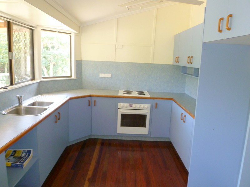 99 Curran Street, Koongal QLD 4701