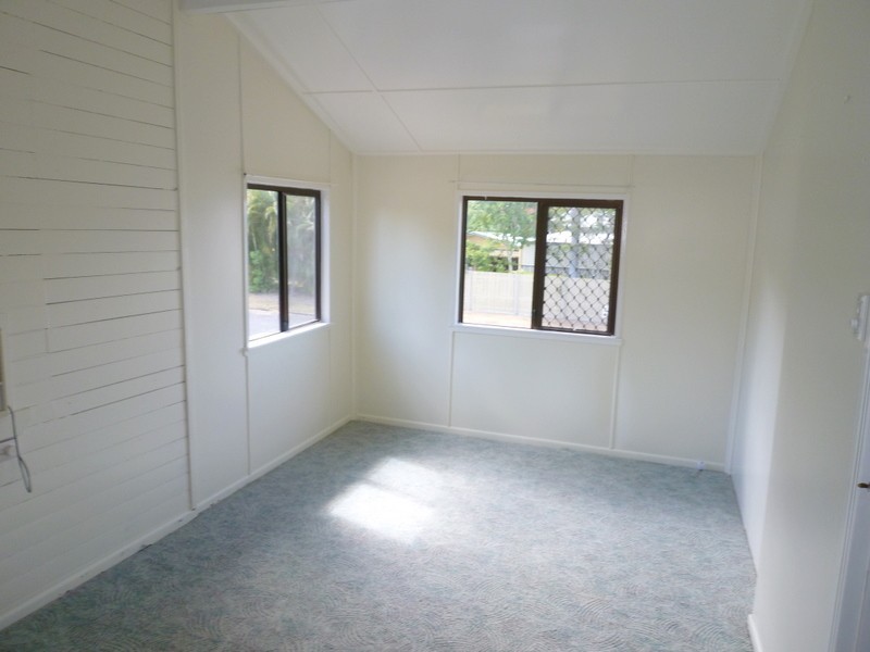 99 Curran Street, Koongal QLD 4701