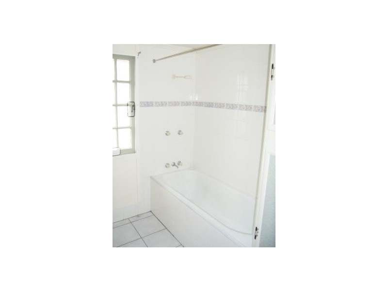 1 Nathan Street, The Range QLD 4700
