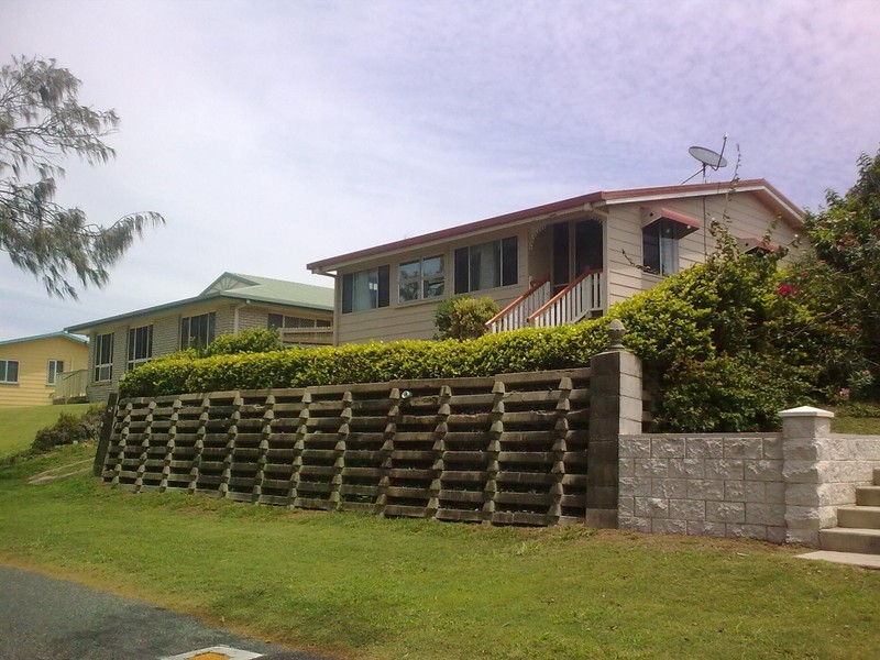 62 Schofield Parade, Keppel Sands QLD 4702