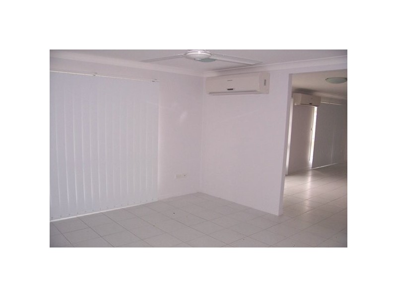 22 Riley Drive, Gracemere QLD 4702