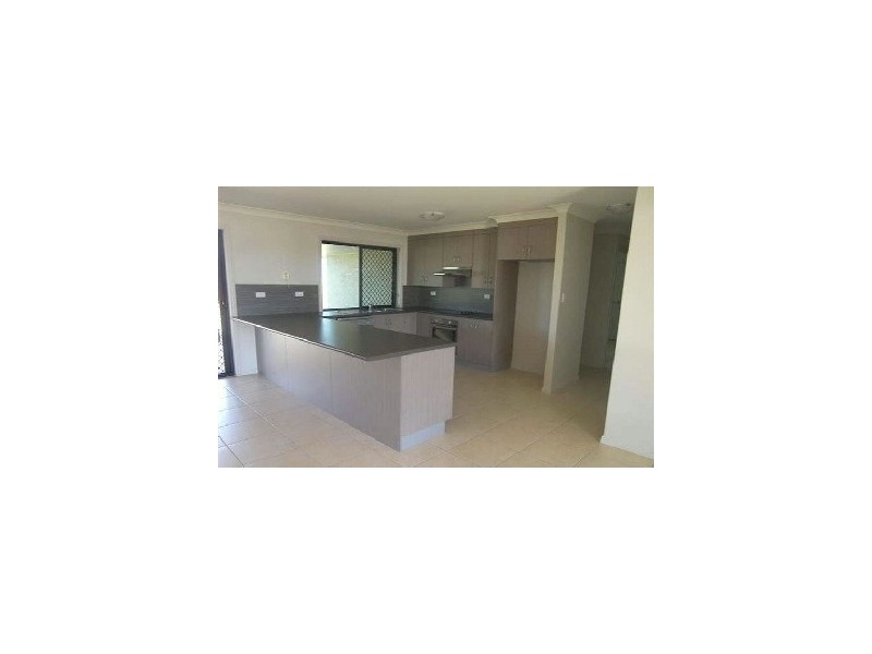 12 Sturt Court, Gracemere QLD 4702