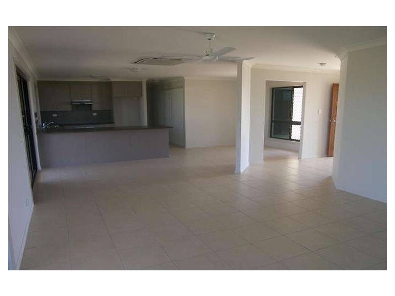12 Sturt Court, Gracemere QLD 4702