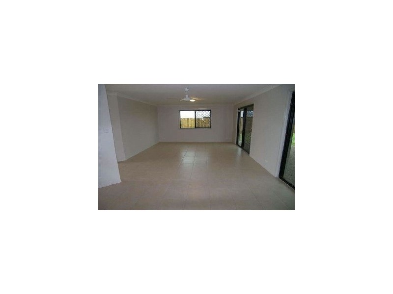 12 Sturt Court, Gracemere QLD 4702
