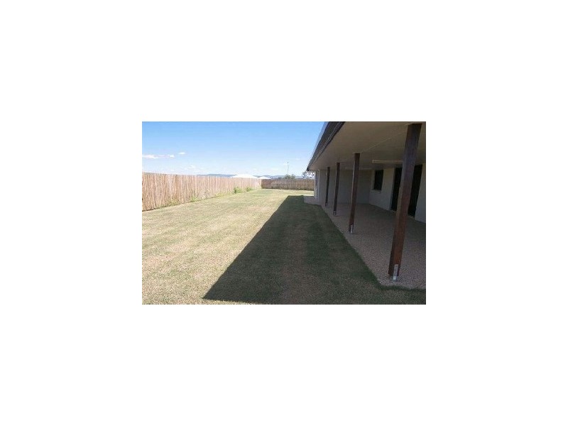 12 Sturt Court, Gracemere QLD 4702