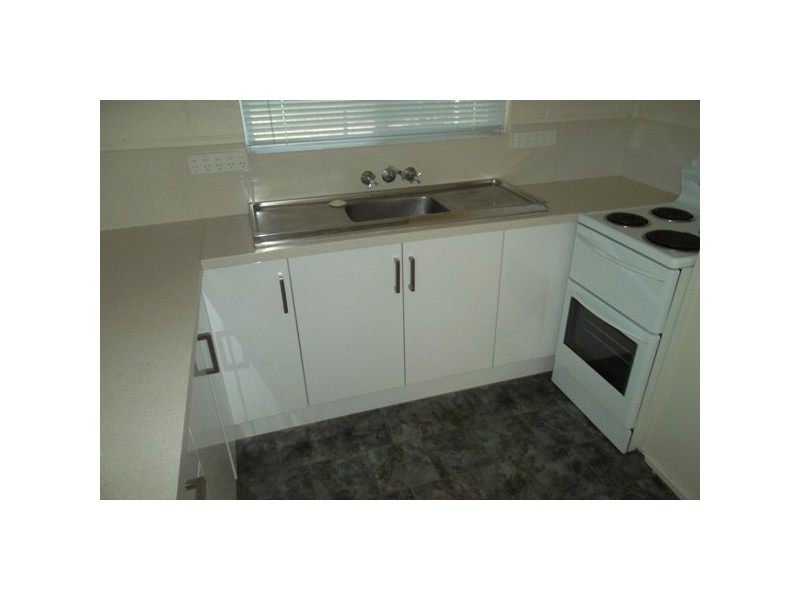 2/388 French Avenue, Frenchville QLD 4701