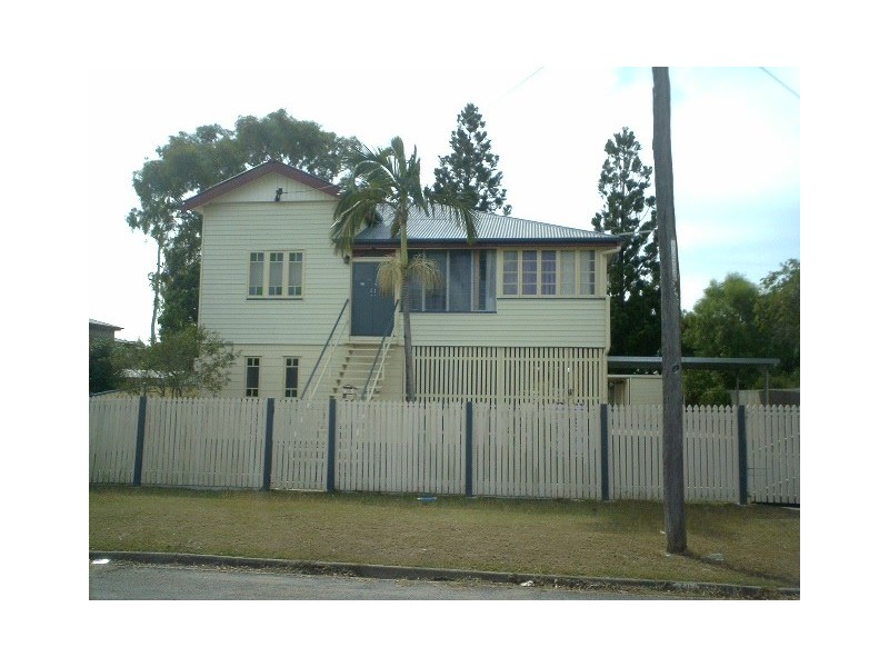 10 Lloyd Street, Park Avenue QLD 4701