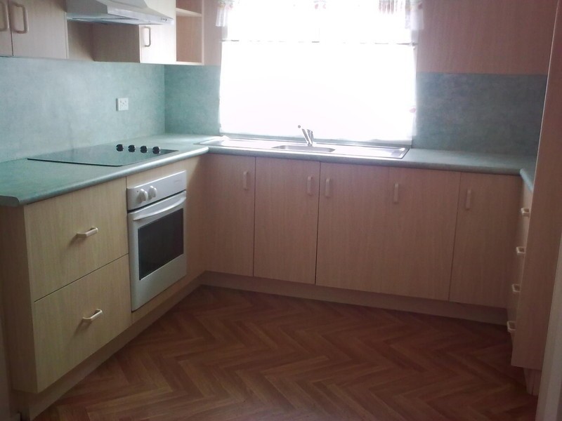 4 Tung Yeen Street, Park Avenue QLD 4701