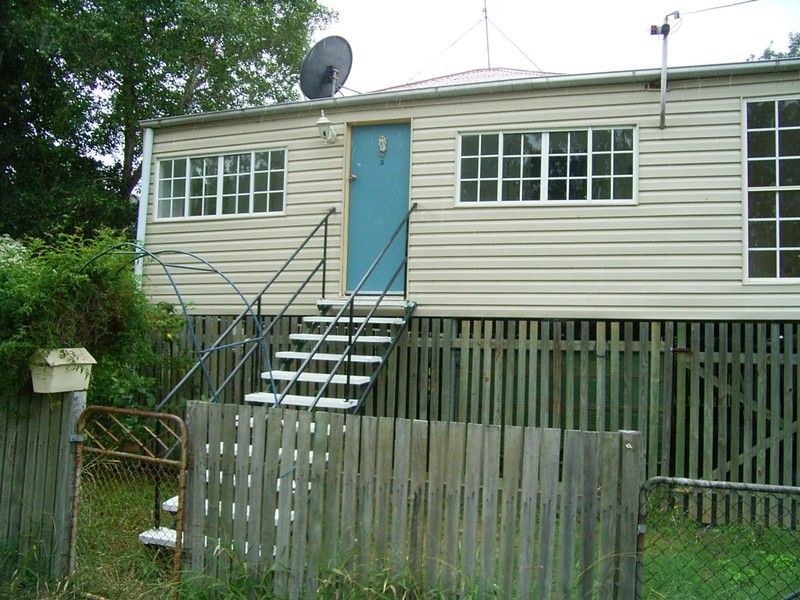 3 Butler Street, Mount Morgan QLD 4714
