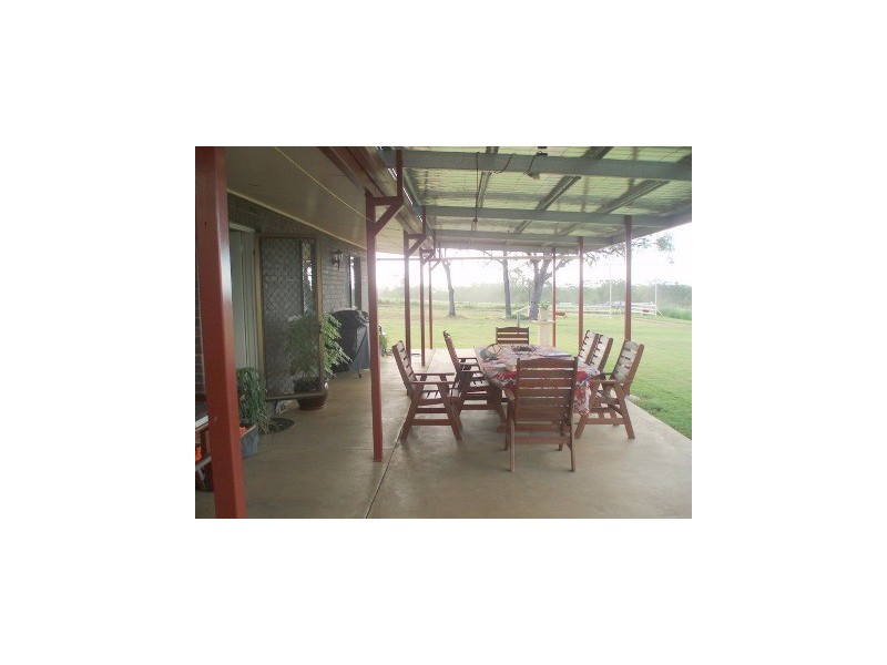 101 Bond Road, Alton Downs QLD 4702