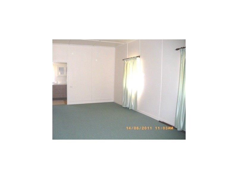 46 Central Street, Mount Morgan QLD 4714