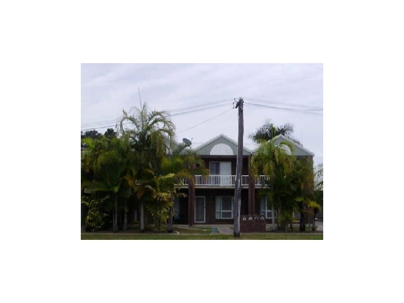 2/294 Murray Street, Allenstown QLD 4700