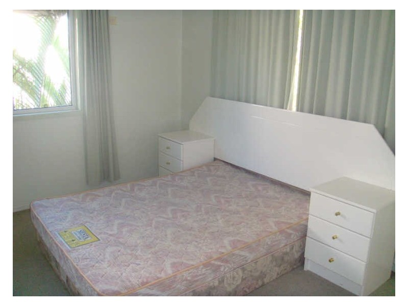 2/294 Murray Street, Allenstown QLD 4700