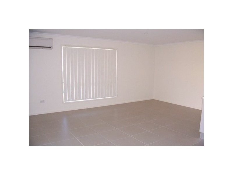 38 James Street, Gracemere QLD 4702