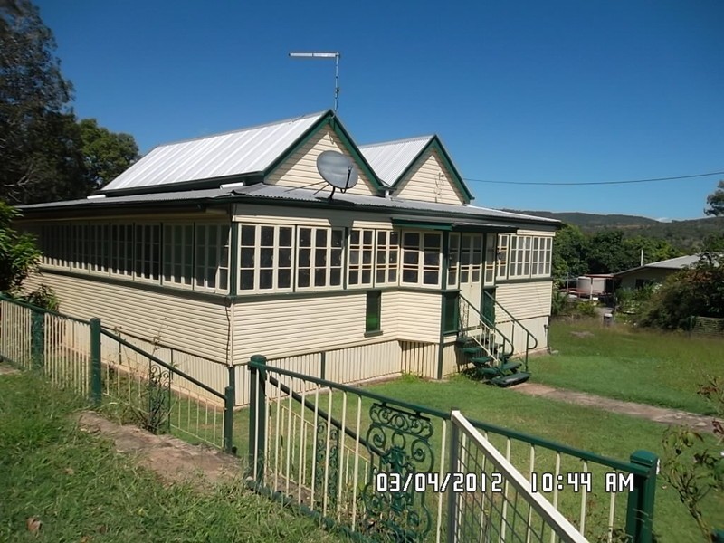 22 Dee Street, Mount Morgan QLD 4714