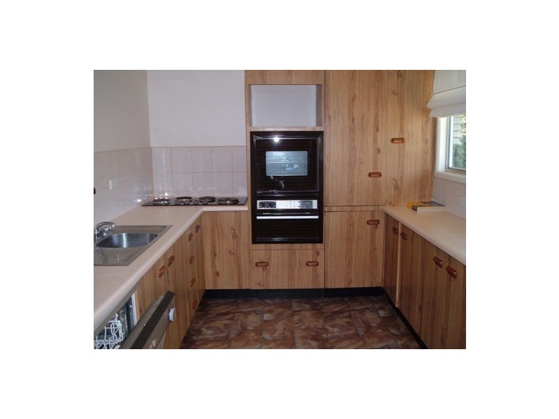 340 Irving Avenue, Berserker QLD 4701