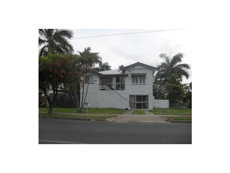 132 High Street, Berserker QLD 4701
