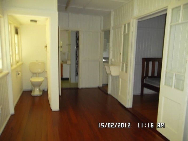 80 Armstrong Street, Berserker QLD 4701