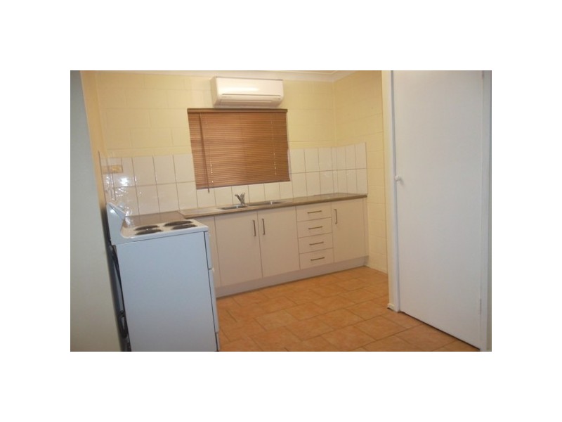 1/132 Alexandra Street, Kawana QLD 4701