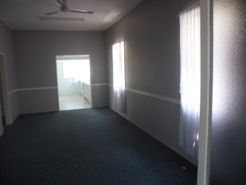 90 Kent Street, Rockhampton City QLD 4700