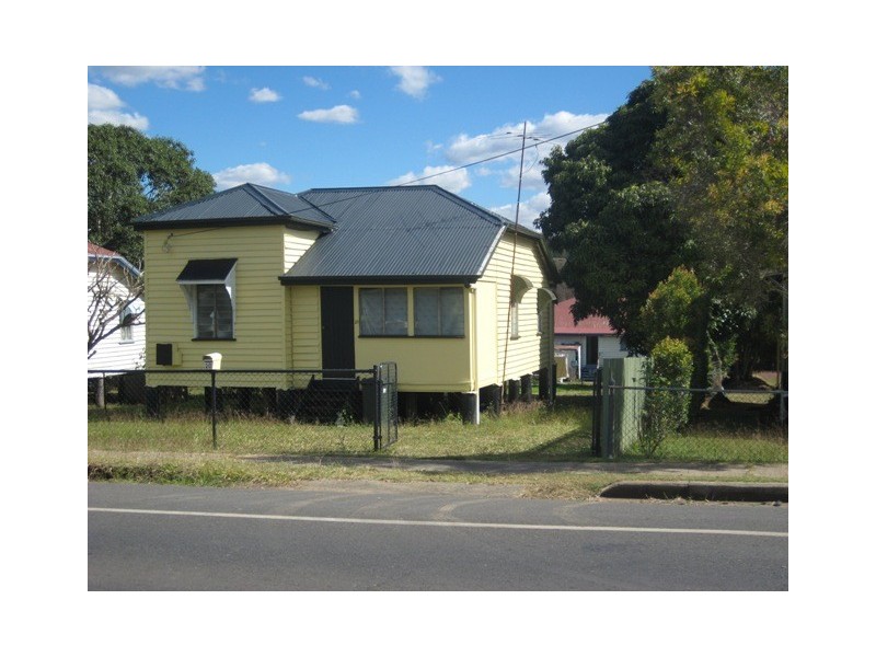 20 James Street, Mount Morgan QLD 4714