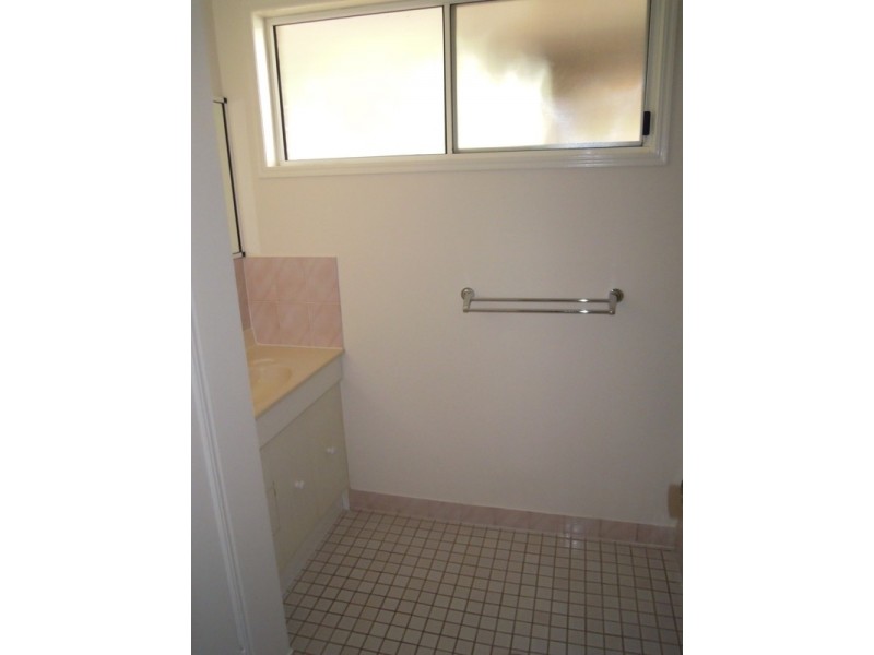 65 Old Capricorn Hwy, Gracemere QLD 4702