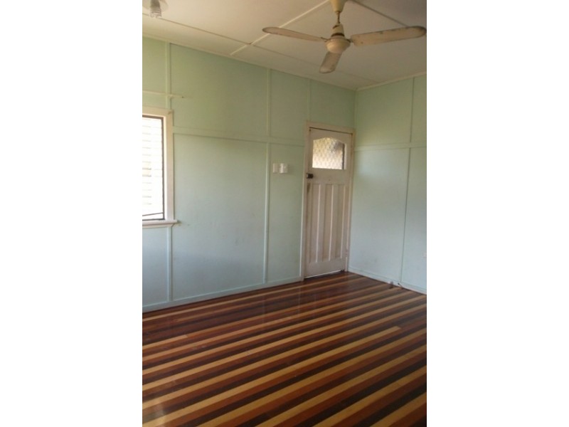 262 Clanfield Street, Berserker QLD 4701