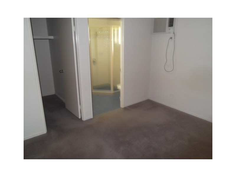 8 Killkenny Court, Kawana QLD 4701