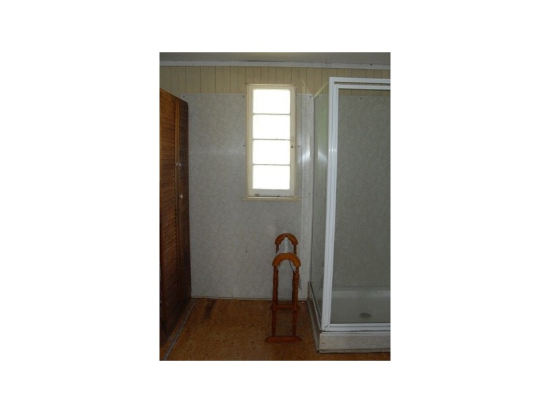 77 James Street, Mount Morgan QLD 4714